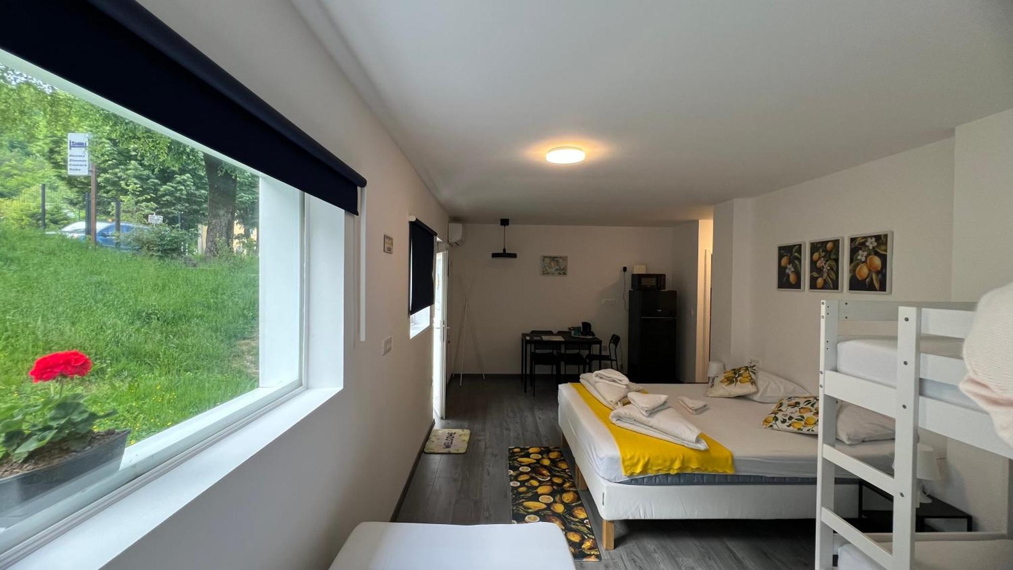 Hotel Lemonwood House Postojna Exterior foto